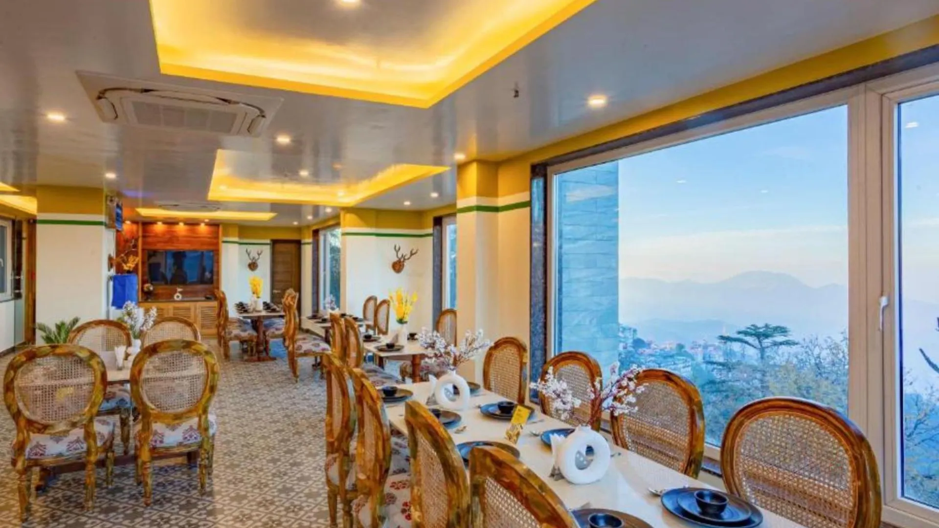 The Hosteller Shimla, Valley View Shimla